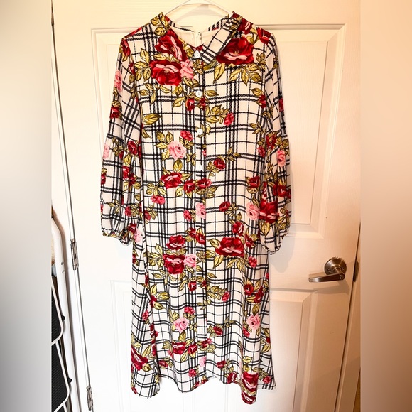 Zadie B’s Floral and Stripe Dress - Picture 2 of 3